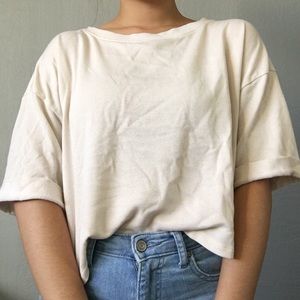 Loose Cropped Beige Shirt